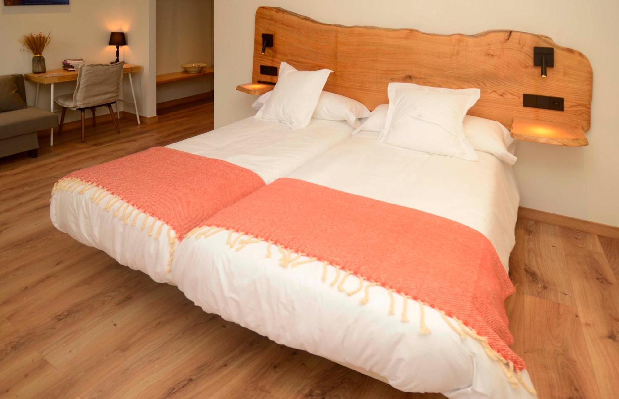 A Reigada Hotel Restaurante Grandas de Salime Eksteriør billede